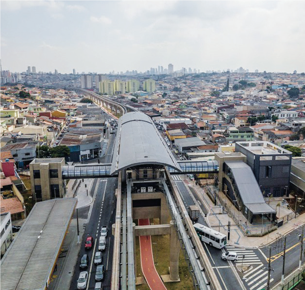 Acabamento das estações caminhou junto com a implantação de sistemas