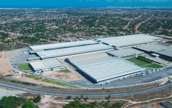 Fachada da antiga fábrica da Guararapes, em Fortaleza, que será preservada na construção do novo open mall